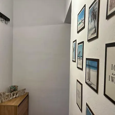 Blue Vibes - Cozy Old Town Studio *